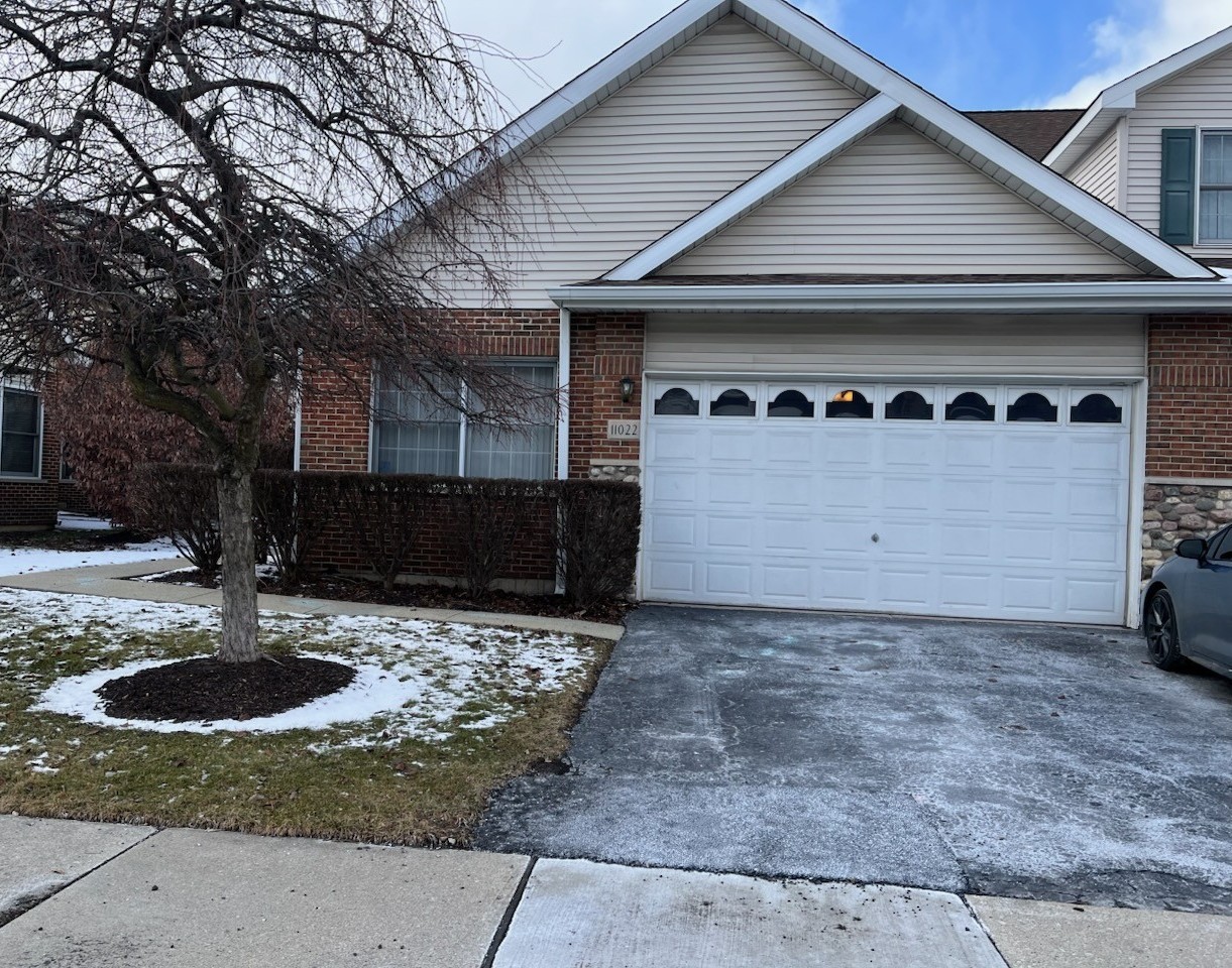 11022 Deblin Lane, Oak Lawn, IL 60453