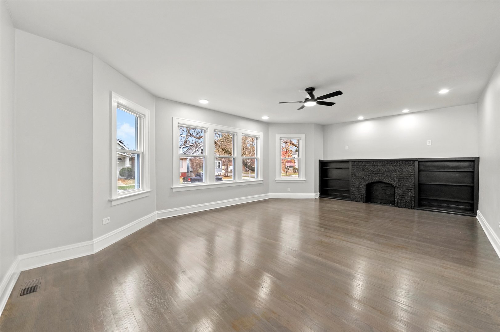 11009 S Normal Avenue, Chicago, IL 60628