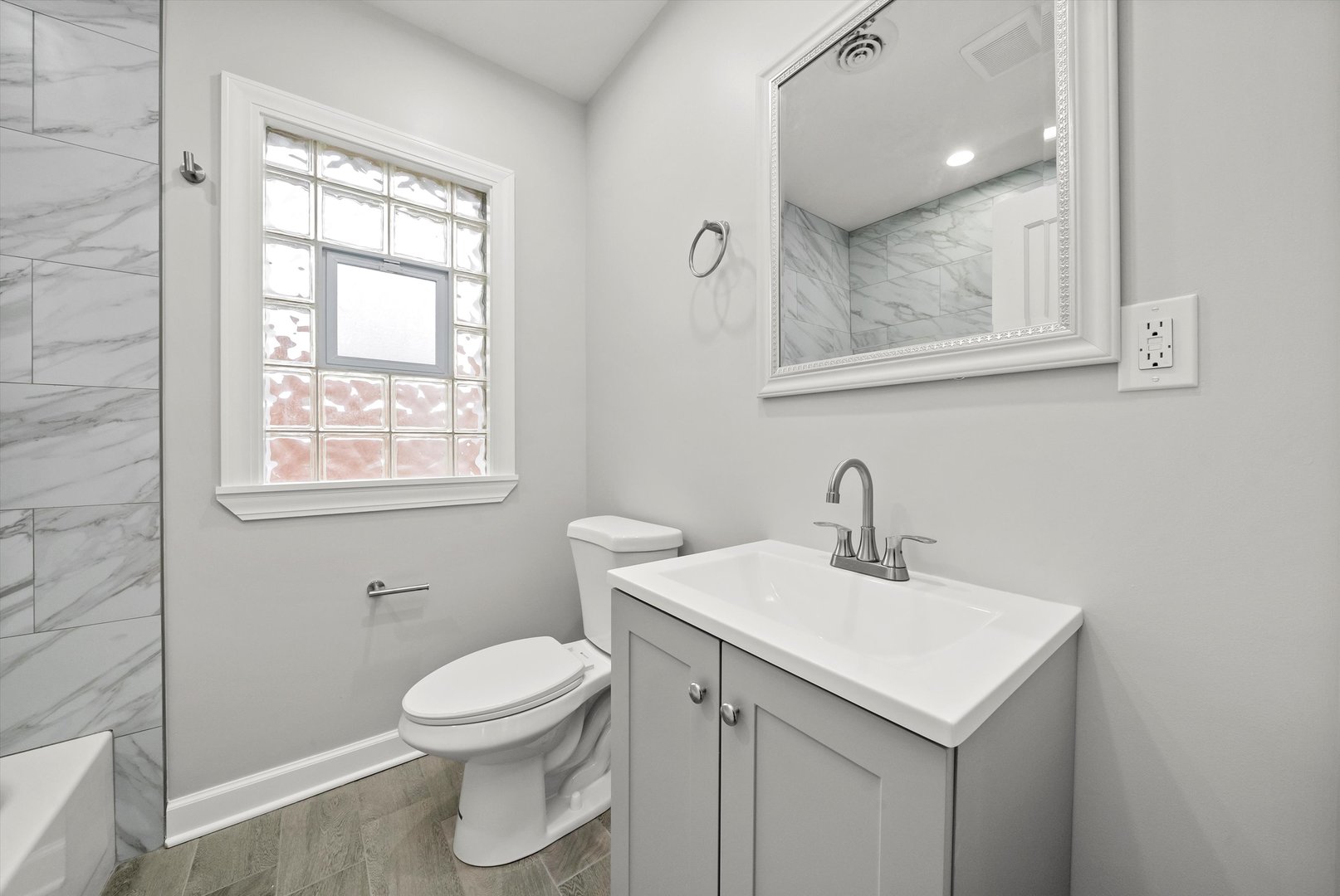 11009 S Normal Avenue, Chicago, IL 60628