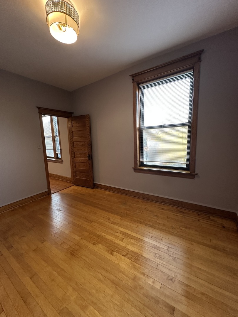 3759 N Damen Avenue #2, Chicago, IL 60618