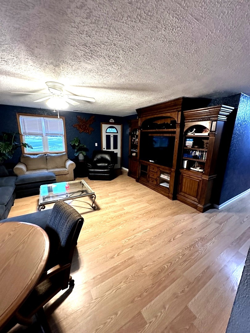 602 Sangamon Road, Marquette Heights, IL 61554