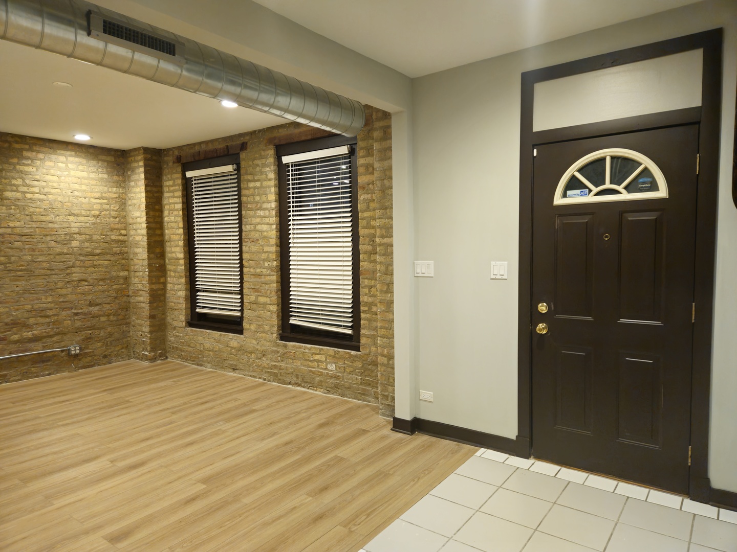 1819 W Evergreen Avenue #1, Chicago, IL 60622