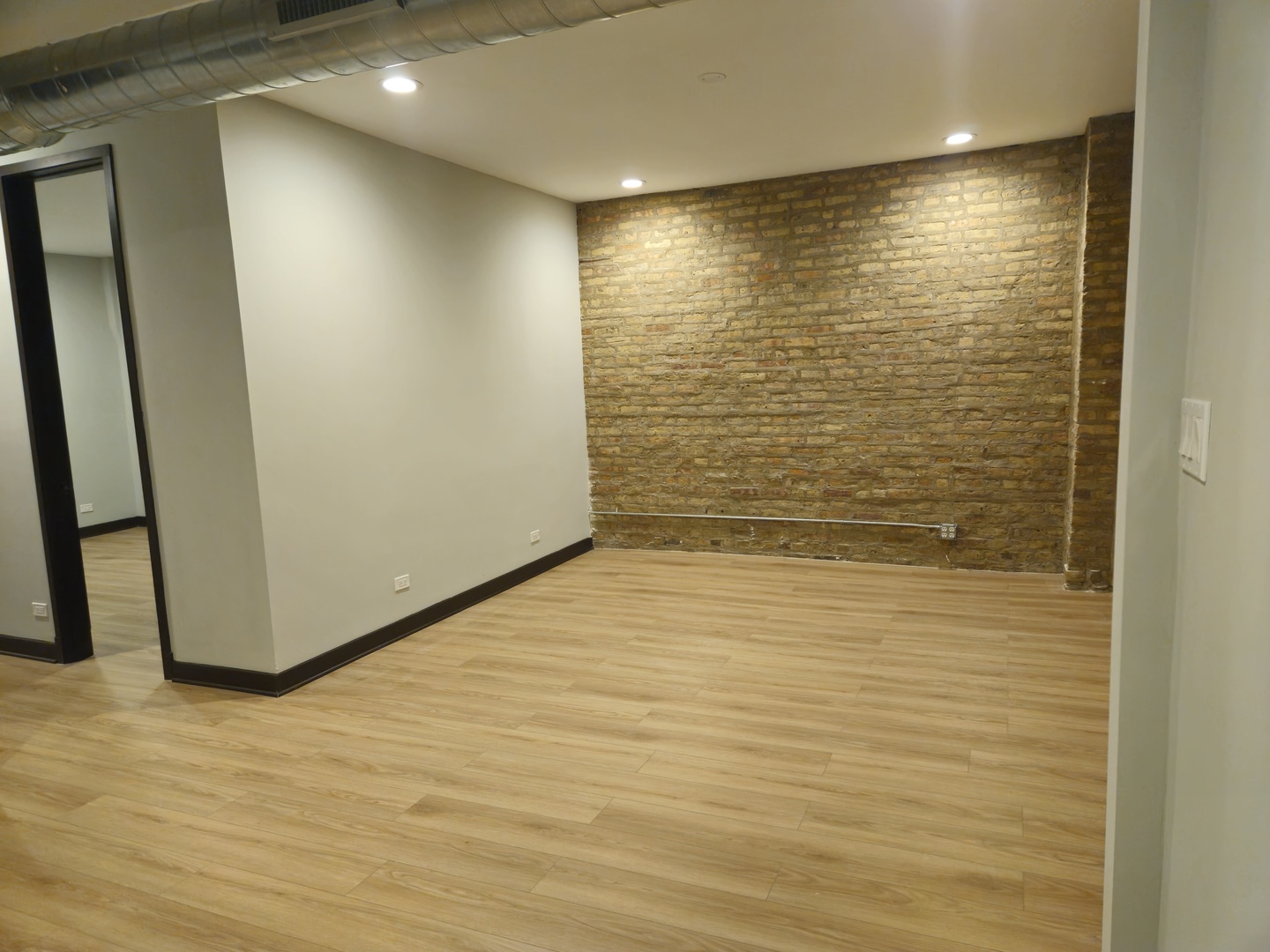 1819 W Evergreen Avenue #1, Chicago, IL 60622