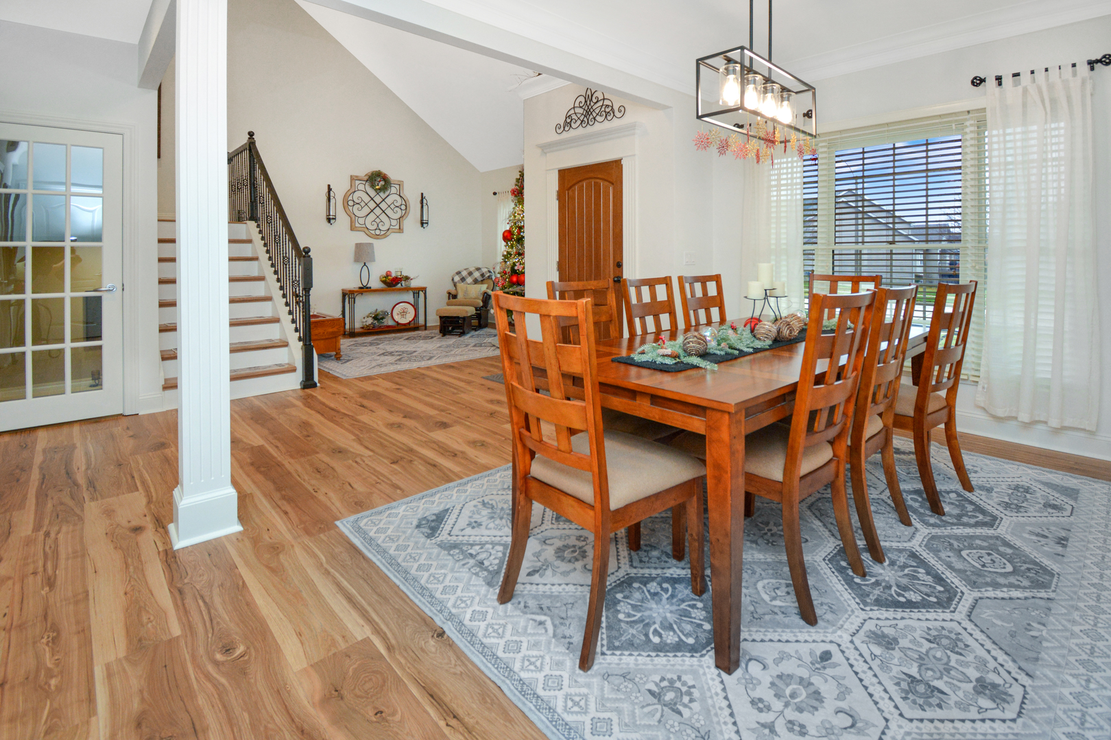 10 Deerfield Court, Bloomington, IL 61705