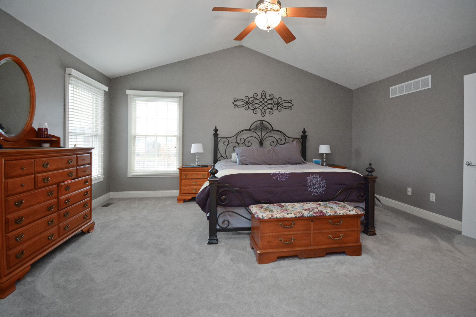 10 Deerfield Court, Bloomington, IL 61705