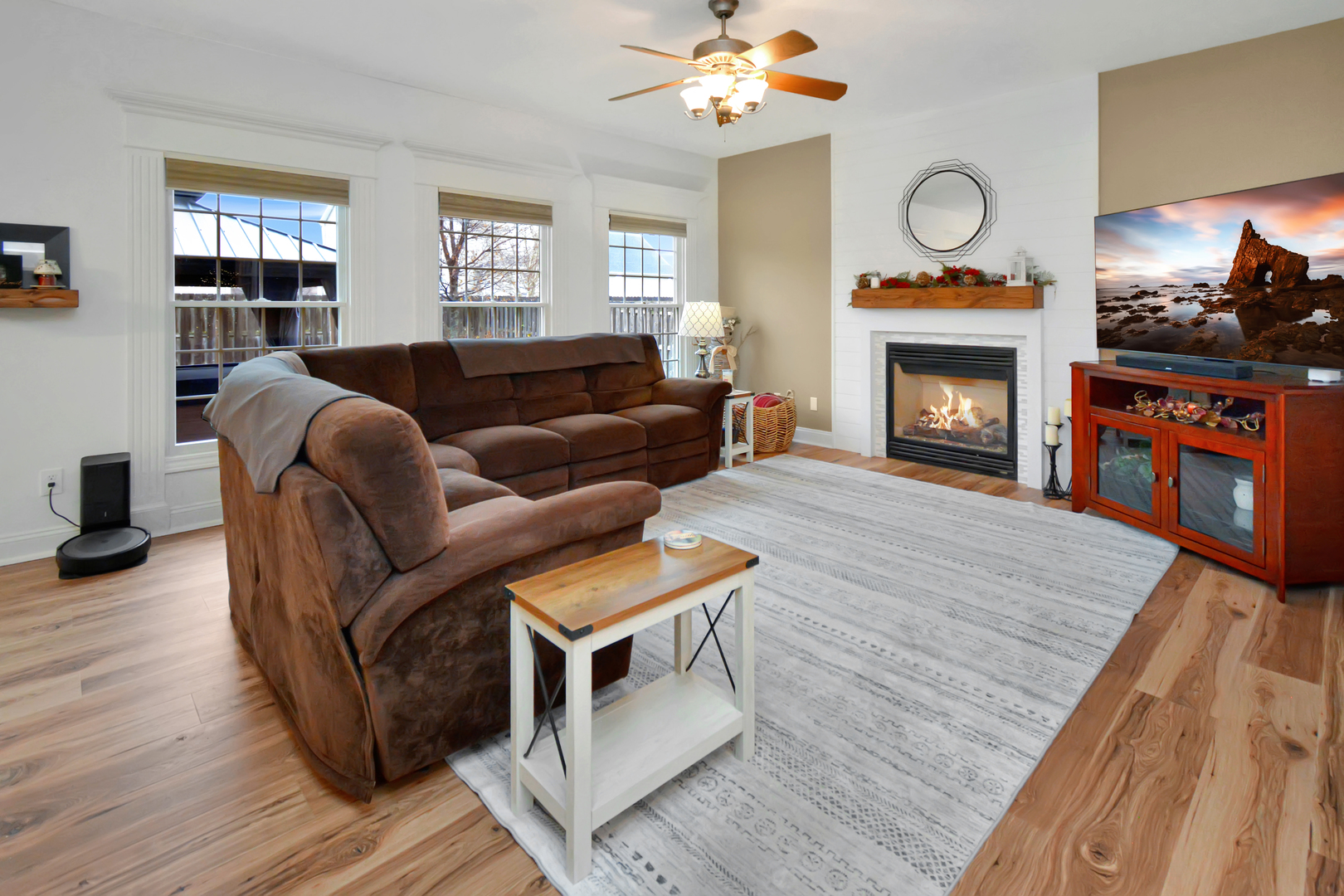 10 Deerfield Court, Bloomington, IL 61705