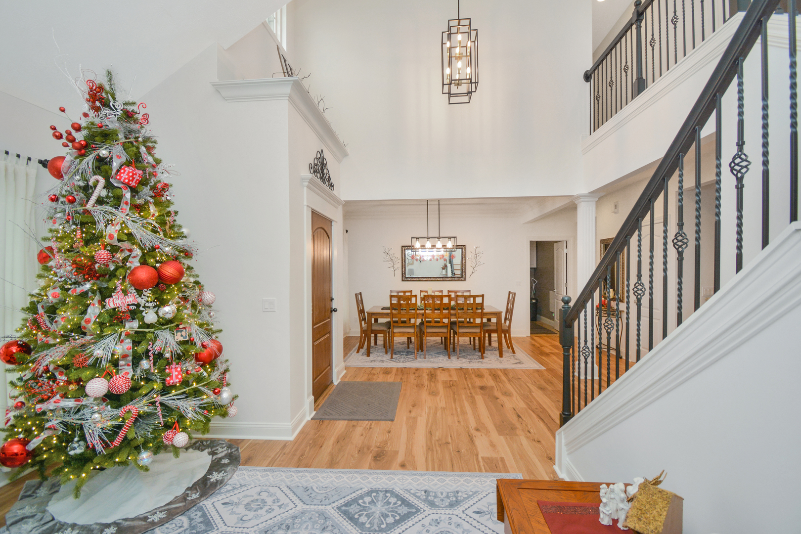 10 Deerfield Court, Bloomington, IL 61705