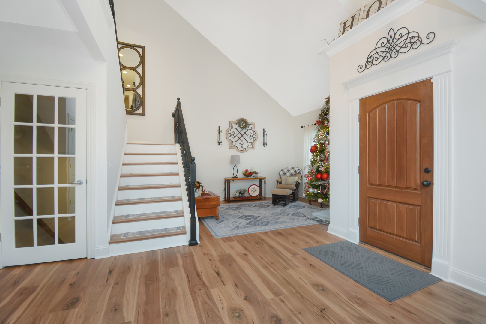 10 Deerfield Court, Bloomington, IL 61705