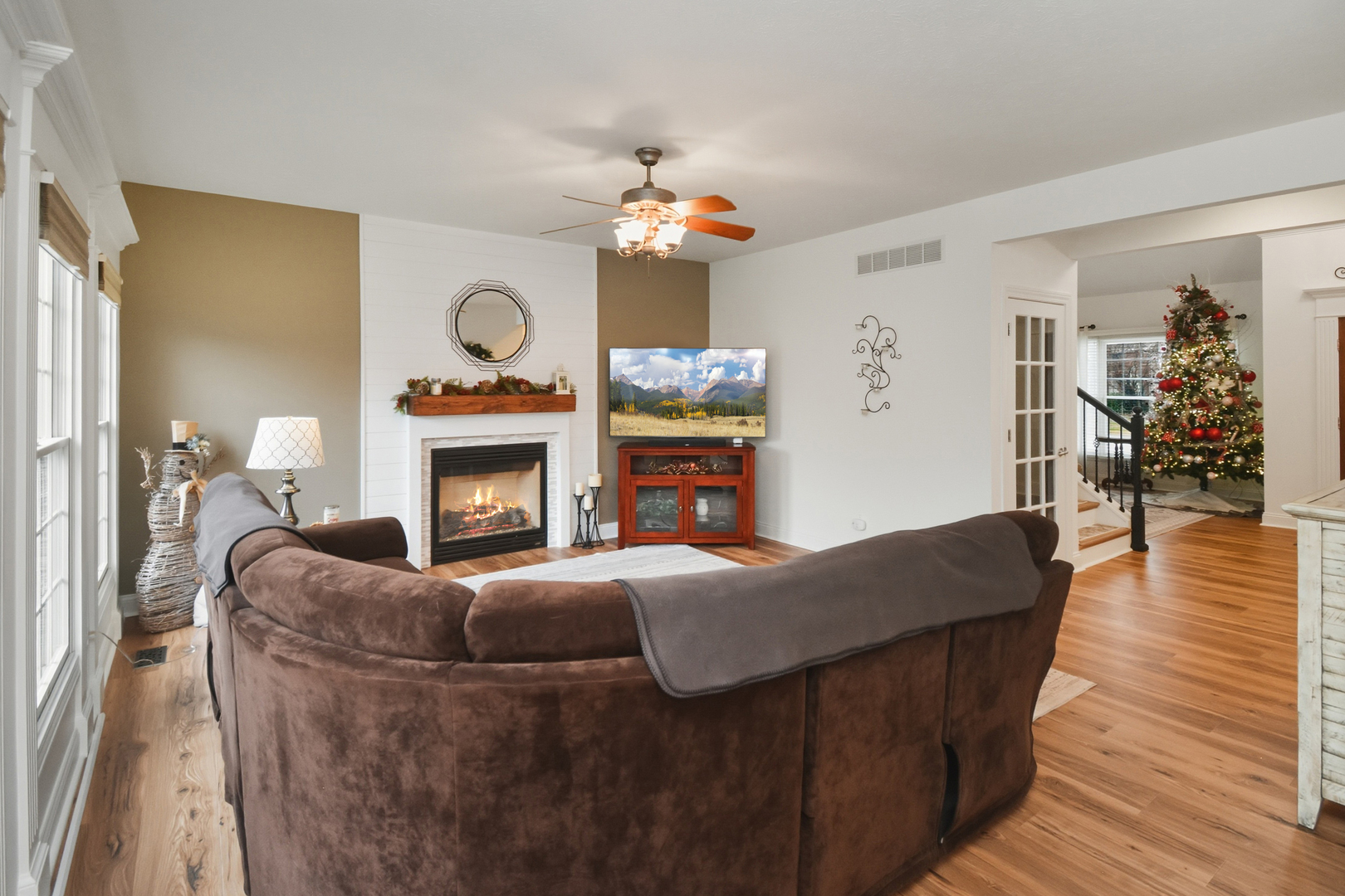 10 Deerfield Court, Bloomington, IL 61705