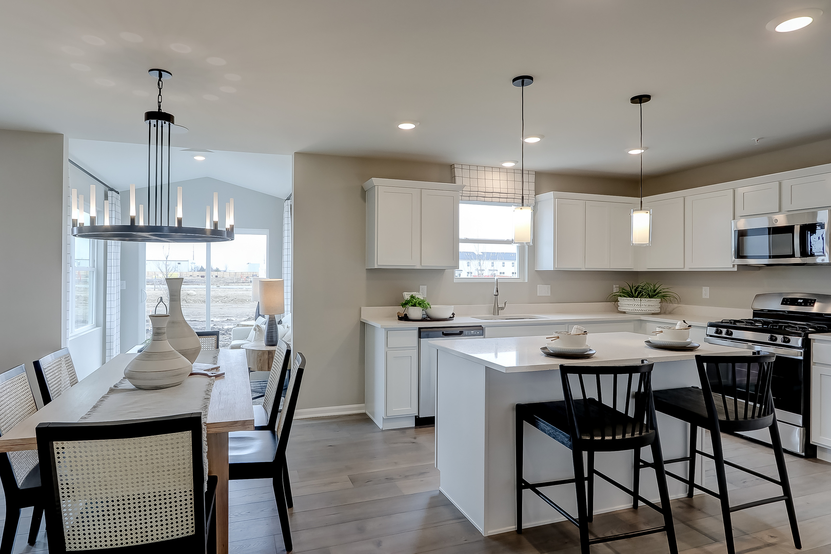 230 Piper Glen Avenue, Oswego, IL 60543