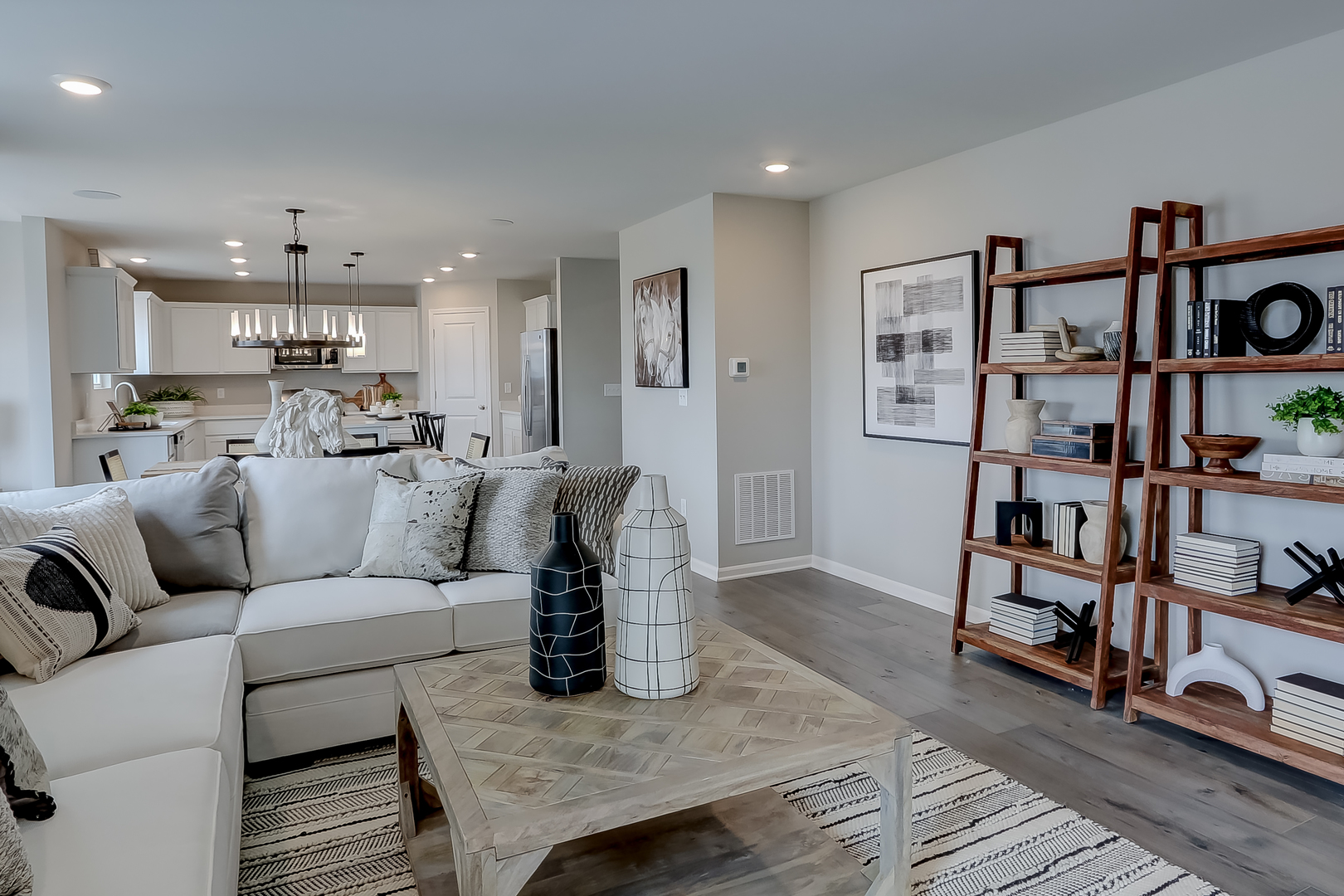 230 Piper Glen Avenue, Oswego, IL 60543