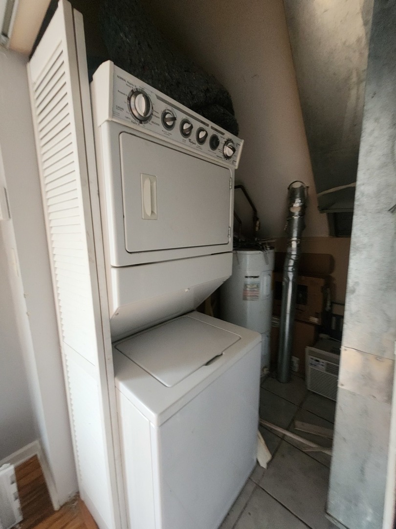 3342 W Crystal Street, Chicago, IL 60651