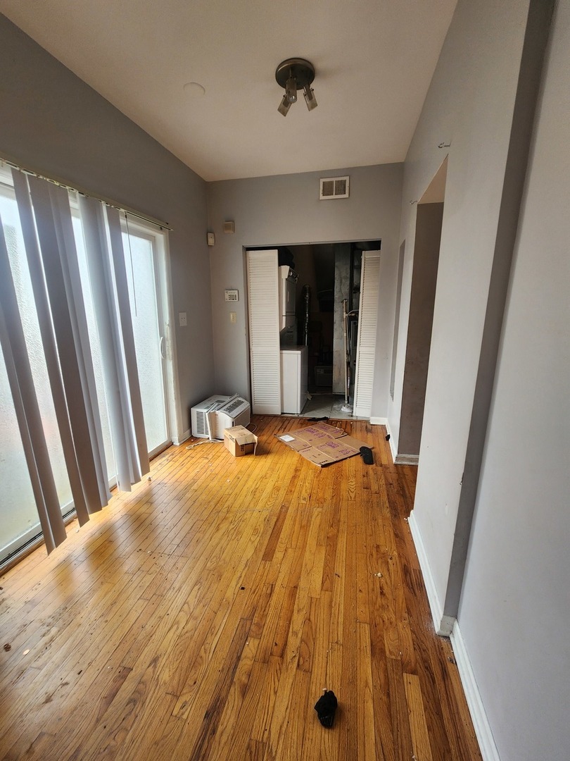 3342 W Crystal Street, Chicago, IL 60651