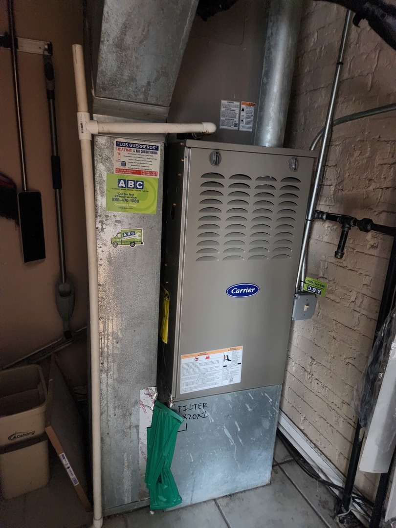 3342 W Crystal Street, Chicago, IL 60651