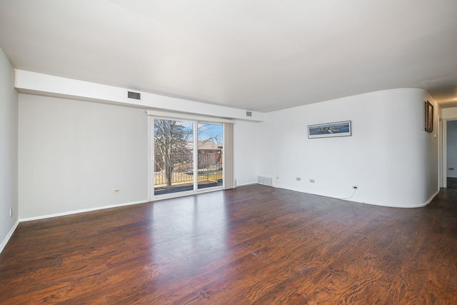 4418 Beau Monde Drive #201, Lisle, IL 60532