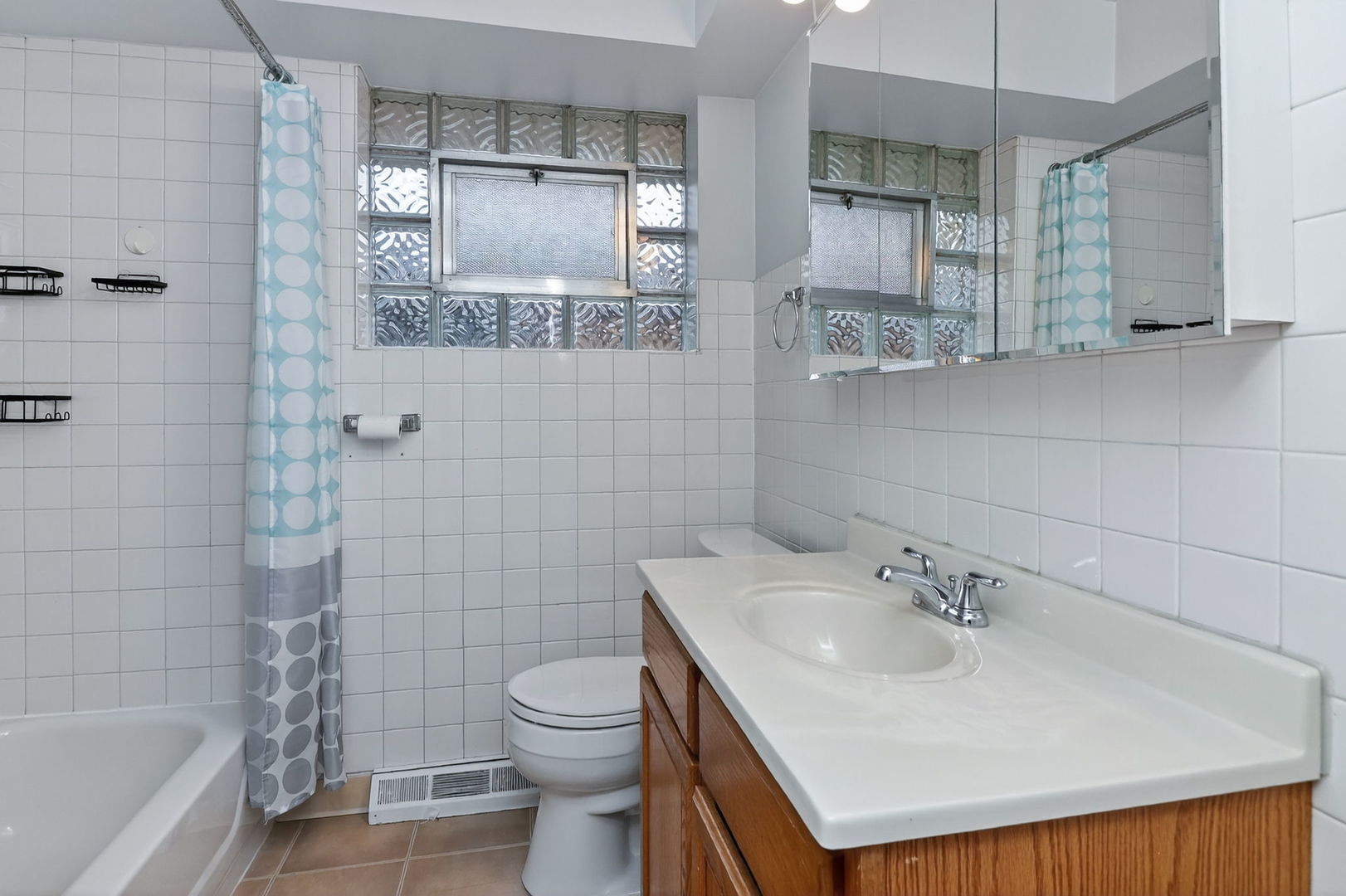 2832 W 100th Place, Evergreen Park, IL 60805