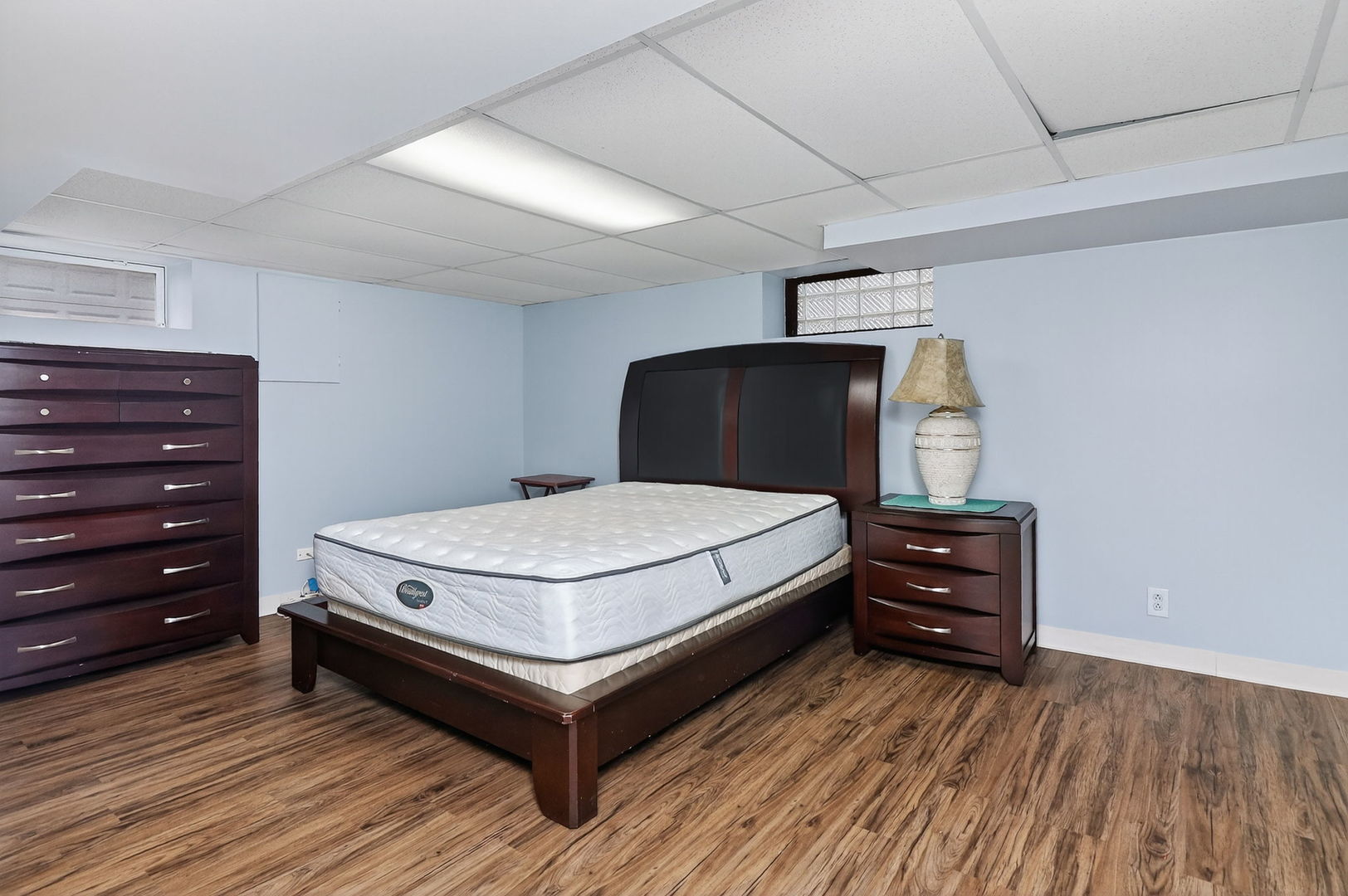 2832 W 100th Place, Evergreen Park, IL 60805