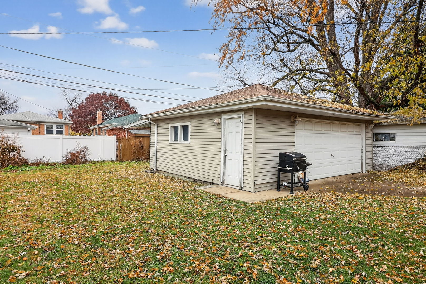 2832 W 100th Place, Evergreen Park, IL 60805