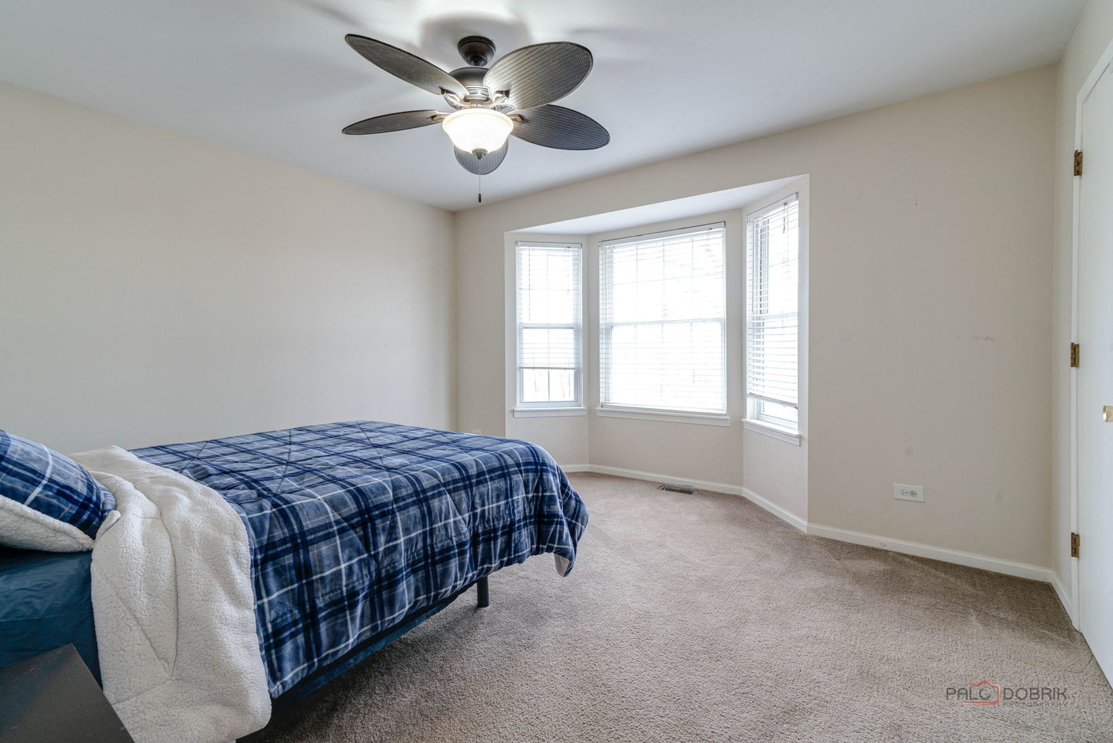 3128 Lynette Lane, Island Lake, IL 60042