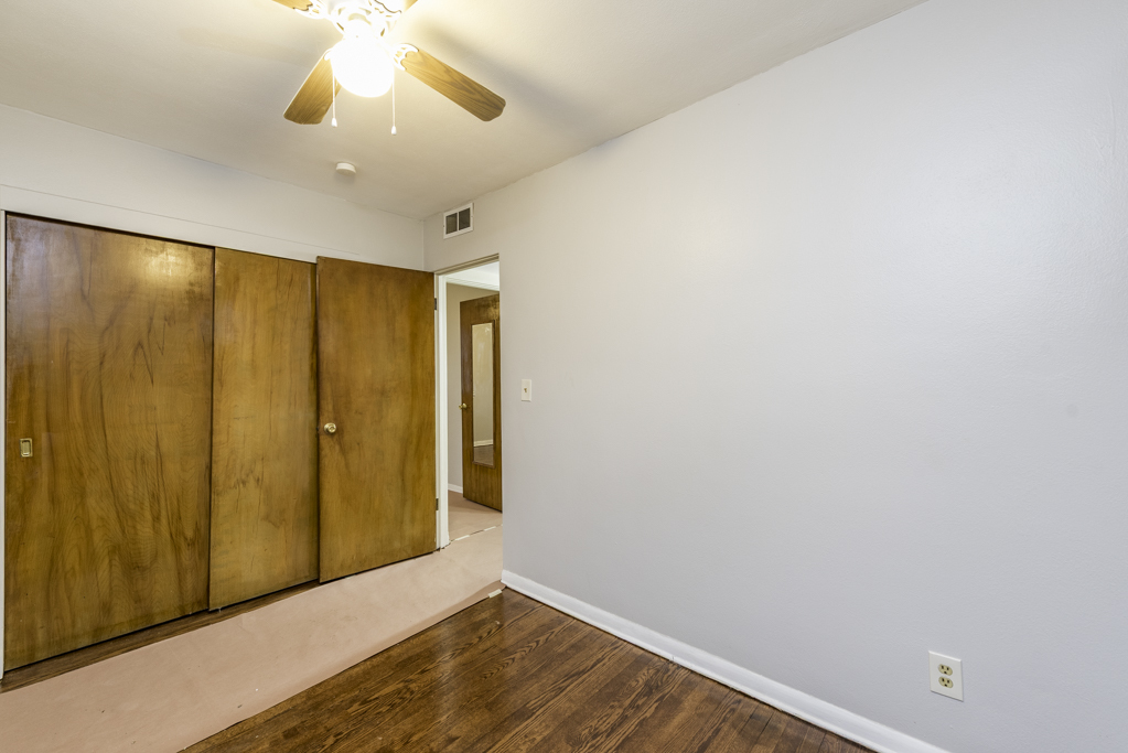 922 Landon Avenue, Winthrop Harbor, IL 60096