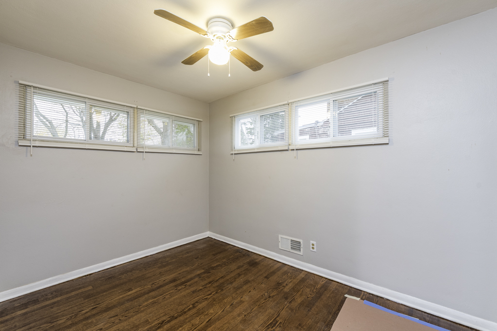 922 Landon Avenue, Winthrop Harbor, IL 60096