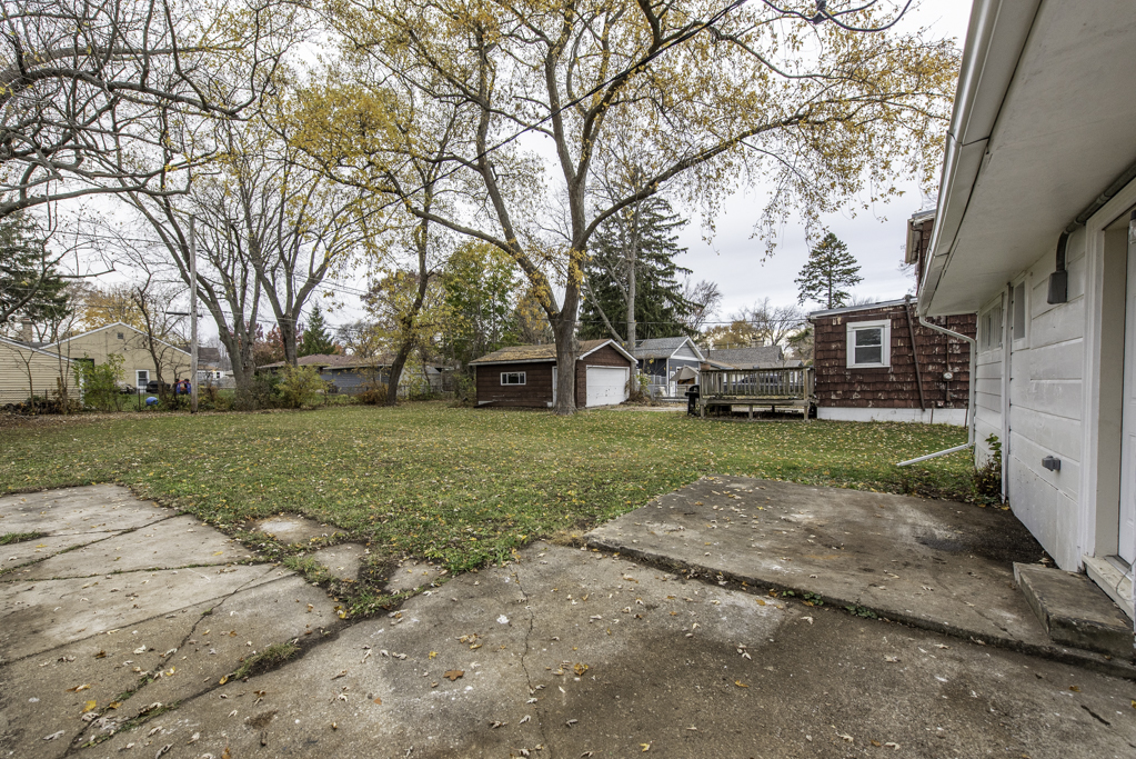 922 Landon Avenue, Winthrop Harbor, IL 60096