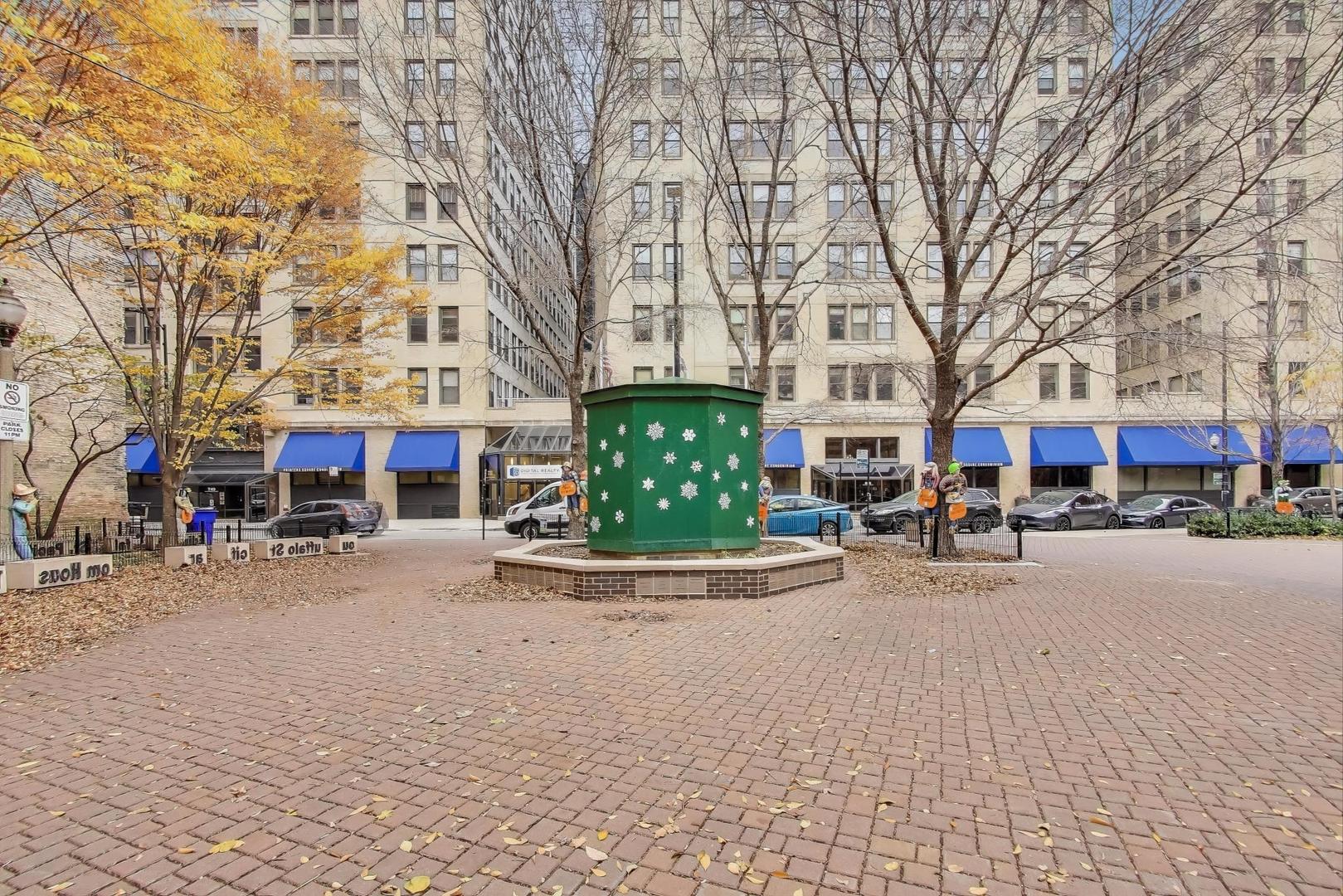 780 S Federal Street #903, Chicago, IL 60605