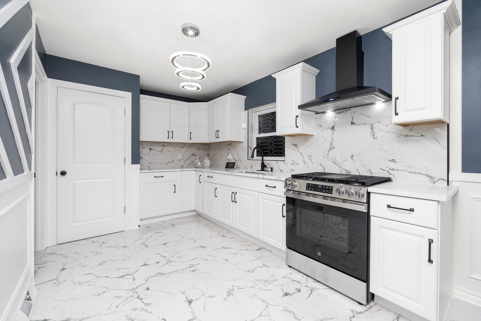 3542 W 77th Street, Chicago, IL 60652