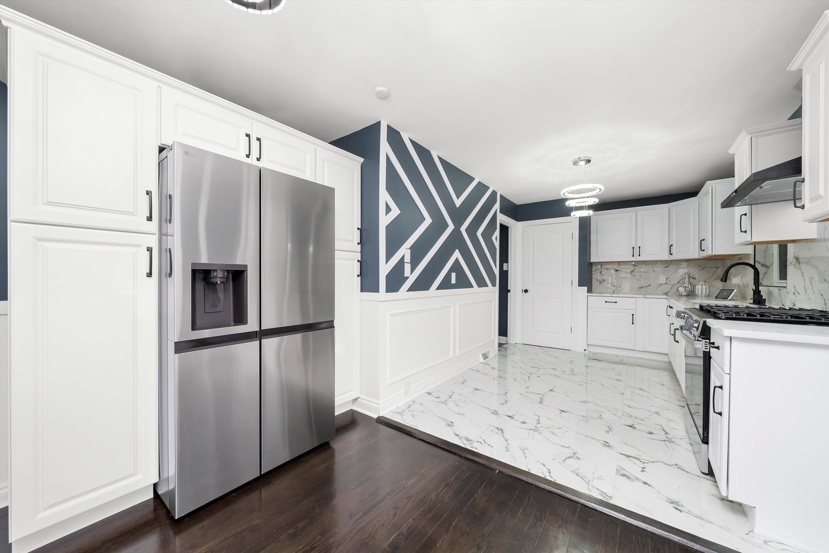 3542 W 77th Street, Chicago, IL 60652