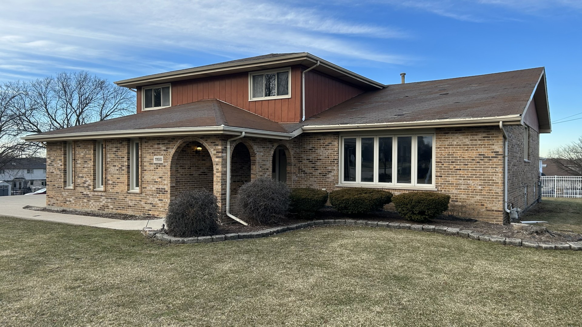 11100 W 167TH Street, Orland Park, IL 60467