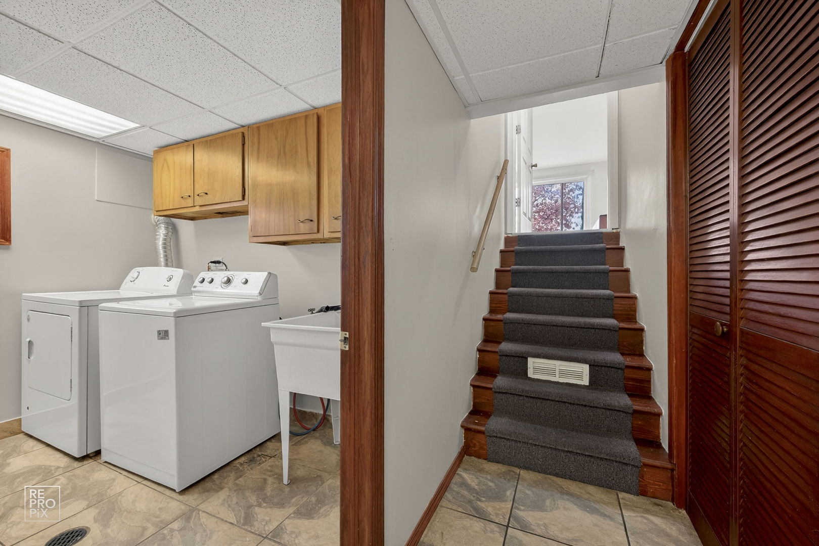 502 E Memorial Road, Bensenville, IL 60106