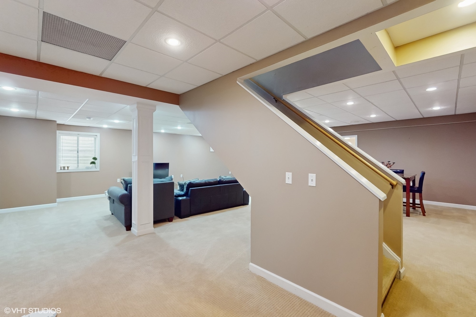 3432 Redwing Drive, Naperville, IL 60564