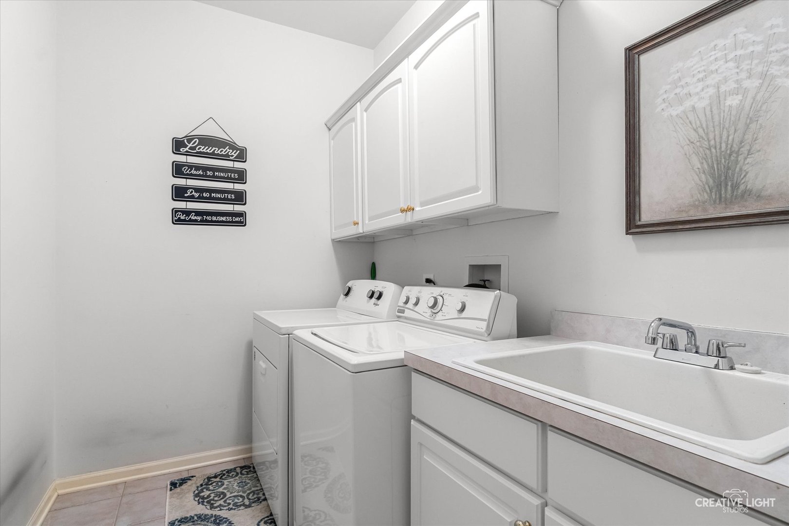 2543 Dewes Lane, Naperville, IL 60564