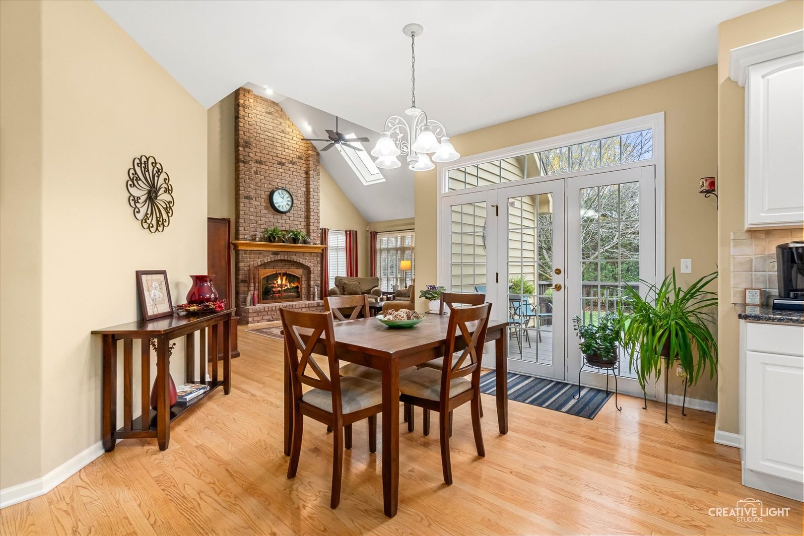 2543 Dewes Lane, Naperville, IL 60564