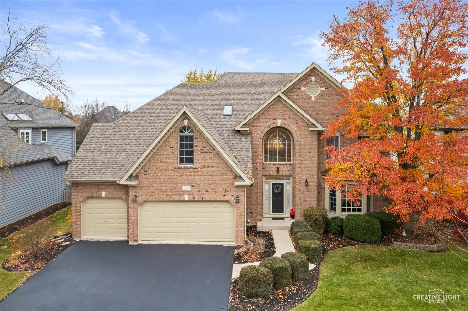 2543 Dewes Lane, Naperville, IL 60564