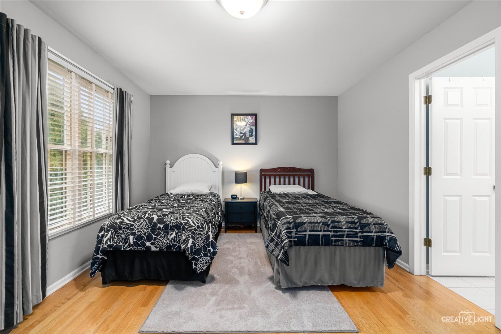 2543 Dewes Lane, Naperville, IL 60564