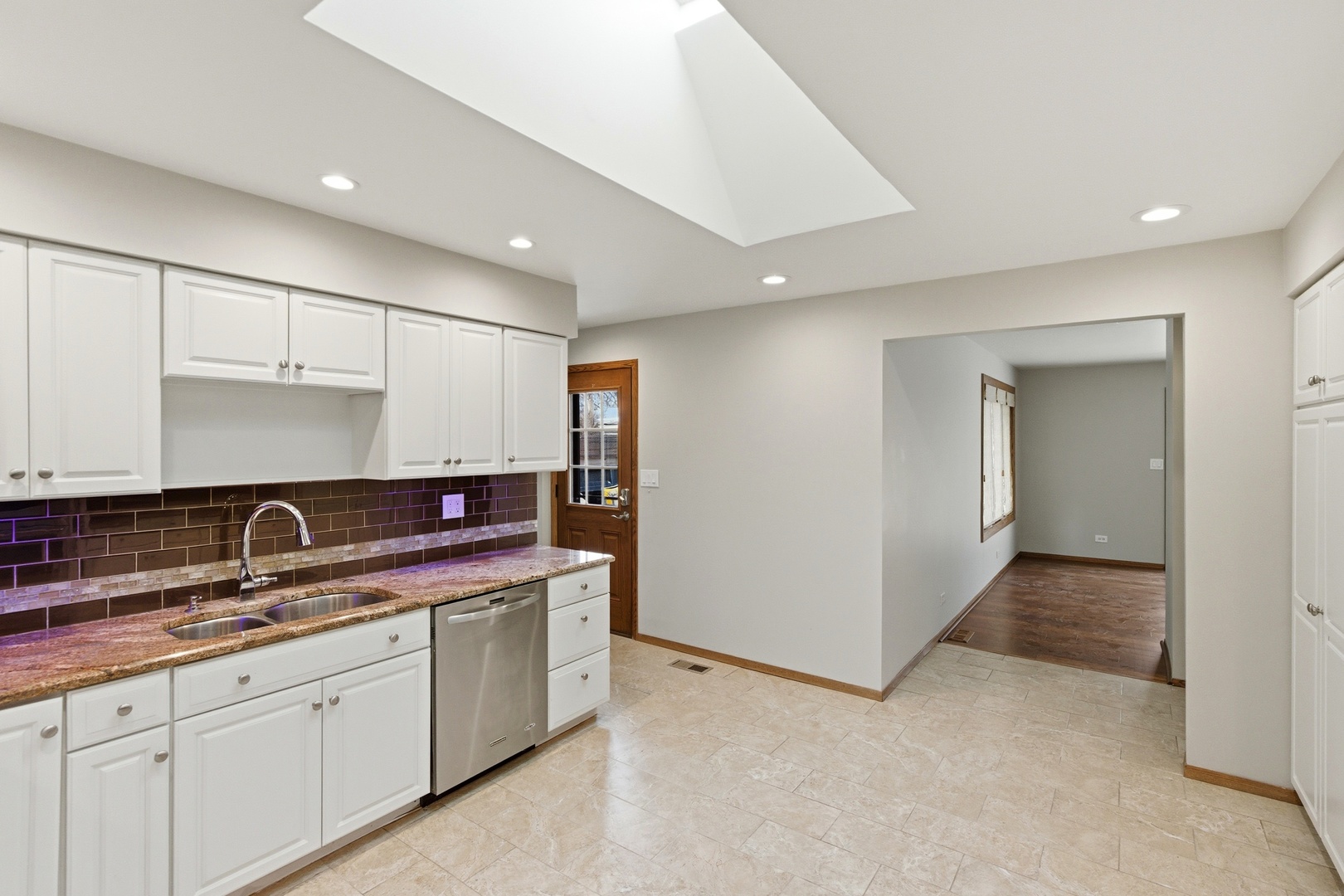 581 Victoria Lane, Wood Dale, IL 60191