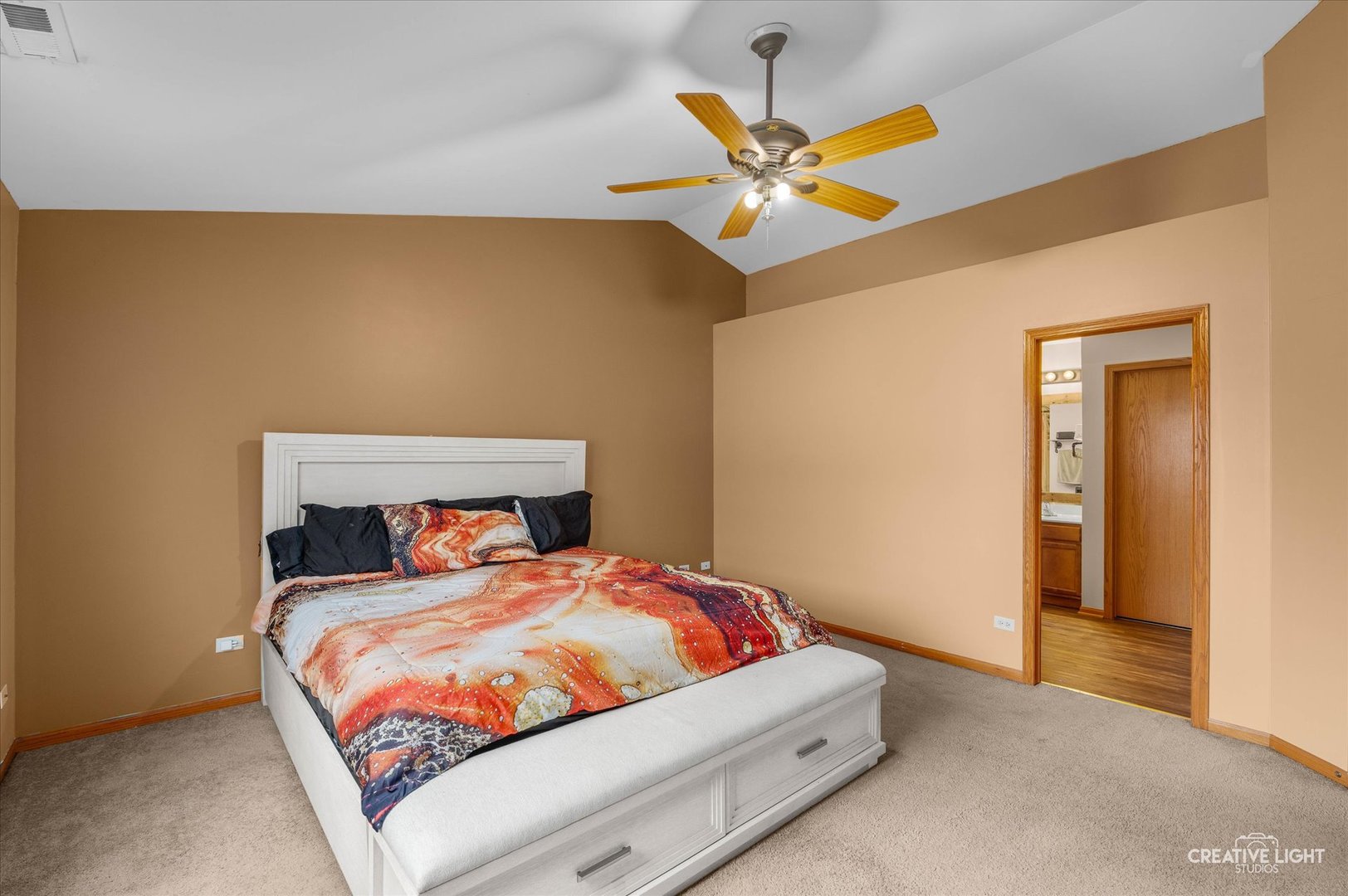 2406 Brush Hill Circle, Joliet, IL 60432