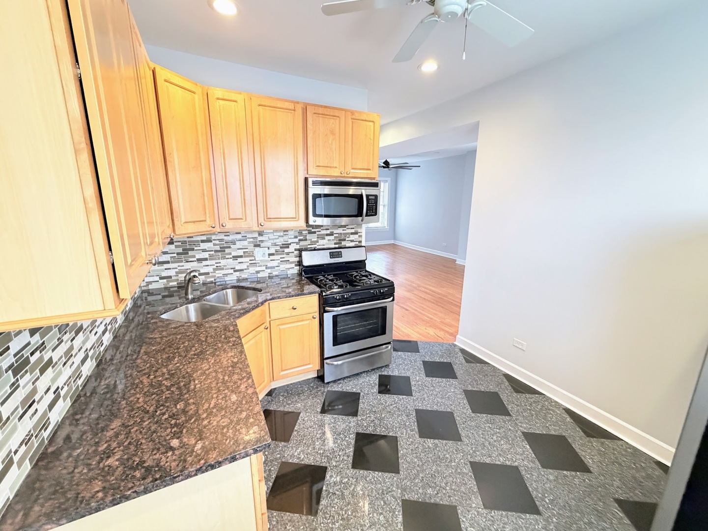 2326 N KOSTNER Avenue #2, Chicago, IL 60639