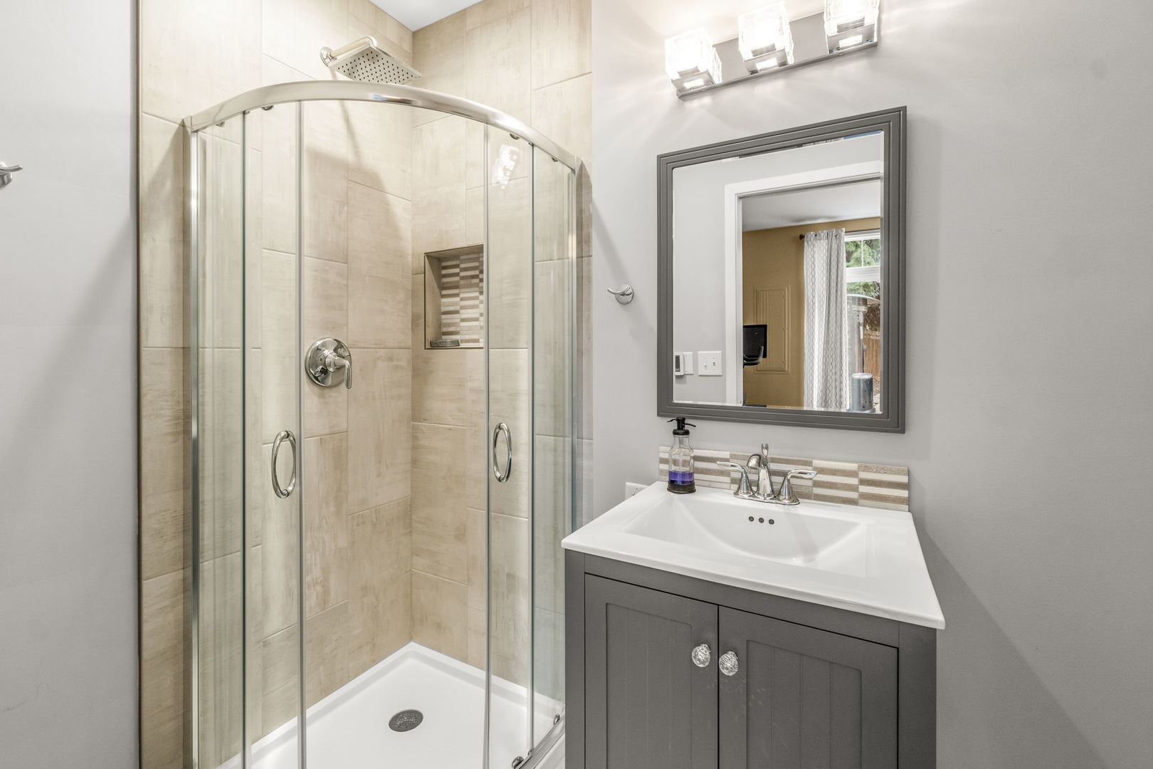 605 Grove Lane, Forest Park, IL 60130