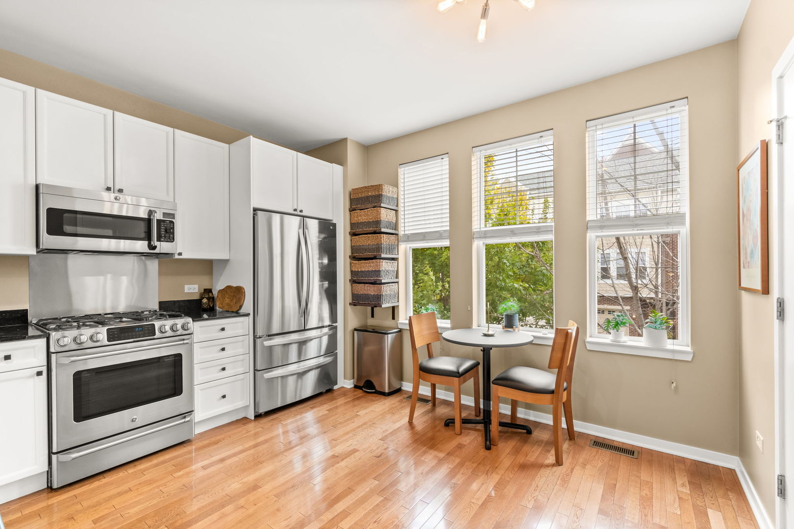 605 Grove Lane, Forest Park, IL 60130