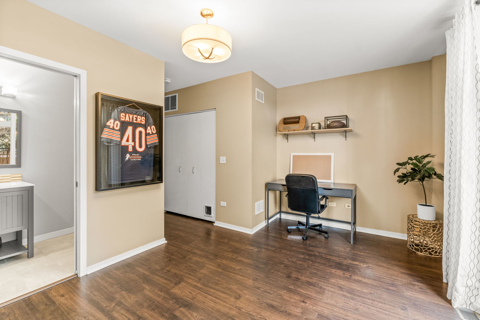 605 Grove Lane, Forest Park, IL 60130