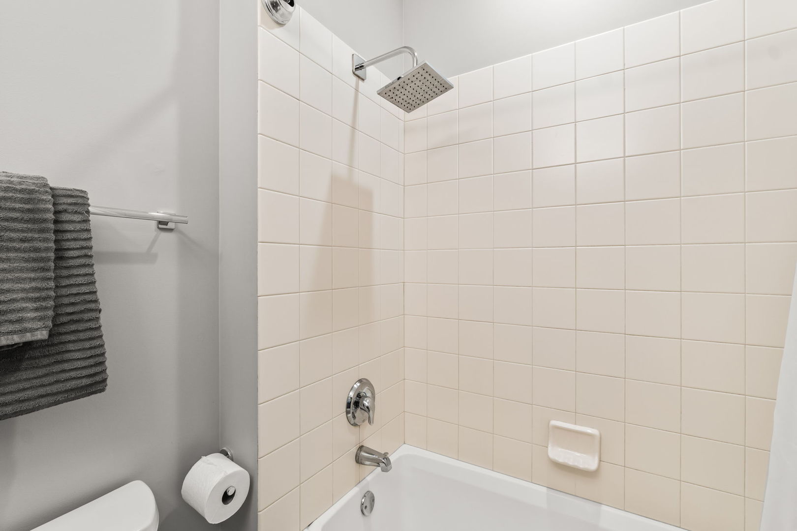 605 Grove Lane, Forest Park, IL 60130