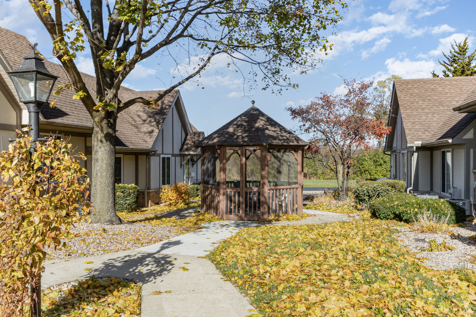 1804 Willow Circle Drive #1804, Crest Hill, IL 60403