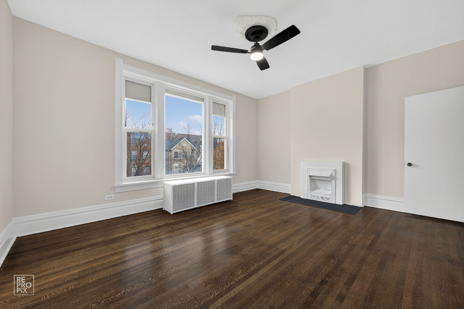 4754 S Langley Avenue, Chicago, IL 60615