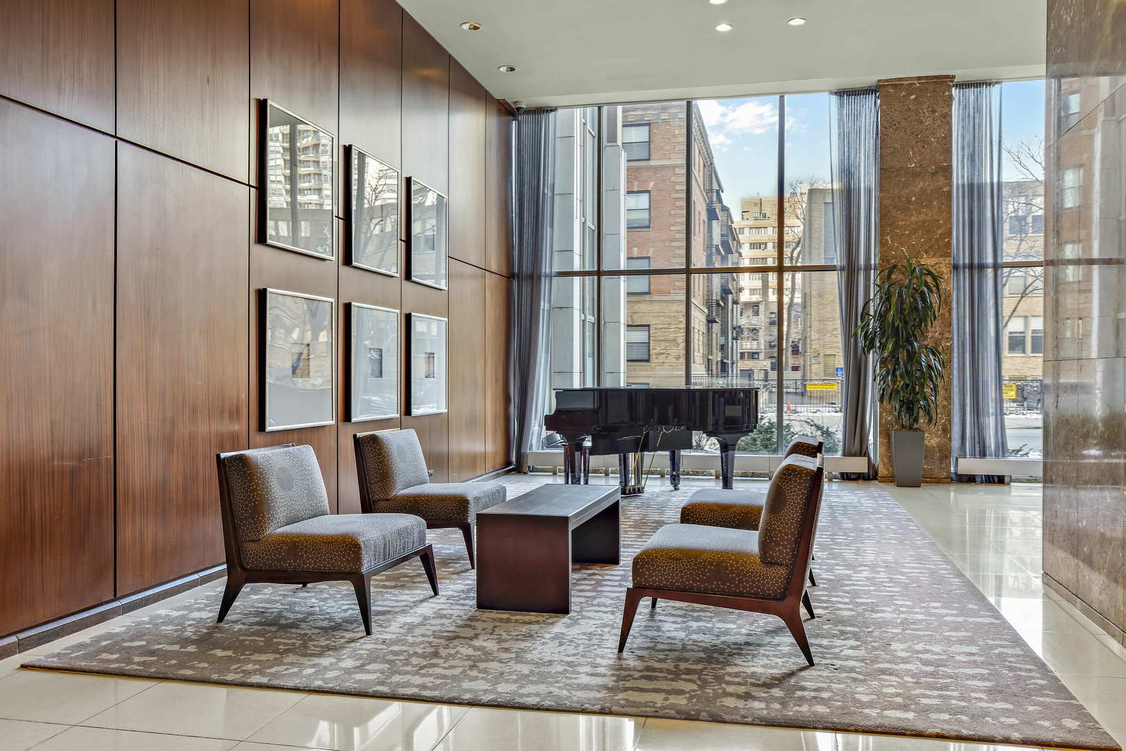 655 W Irving Park Road #508, Chicago, IL 60613