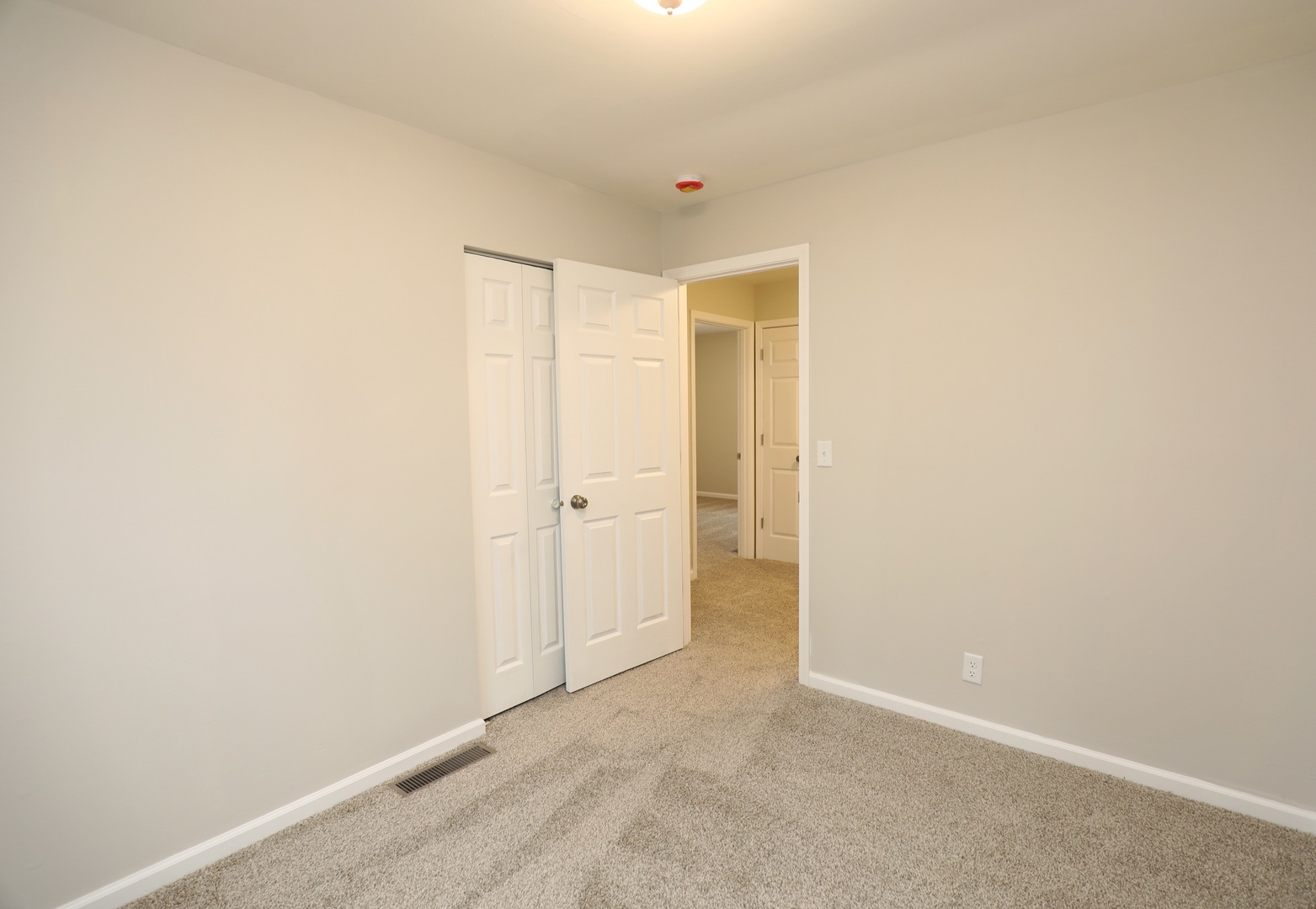 1923 E Pine Street, Kankakee, IL 60901