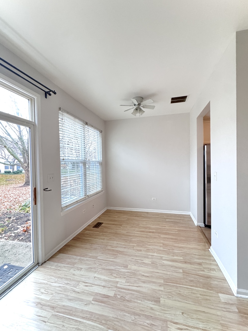 2350 Sheehan Drive, Naperville, IL 60564