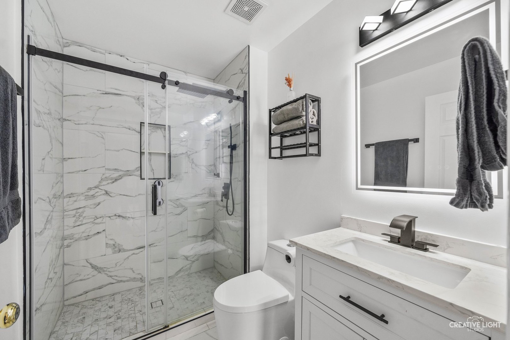 1905 Chestnut Grove Drive, Plainfield, IL 60586