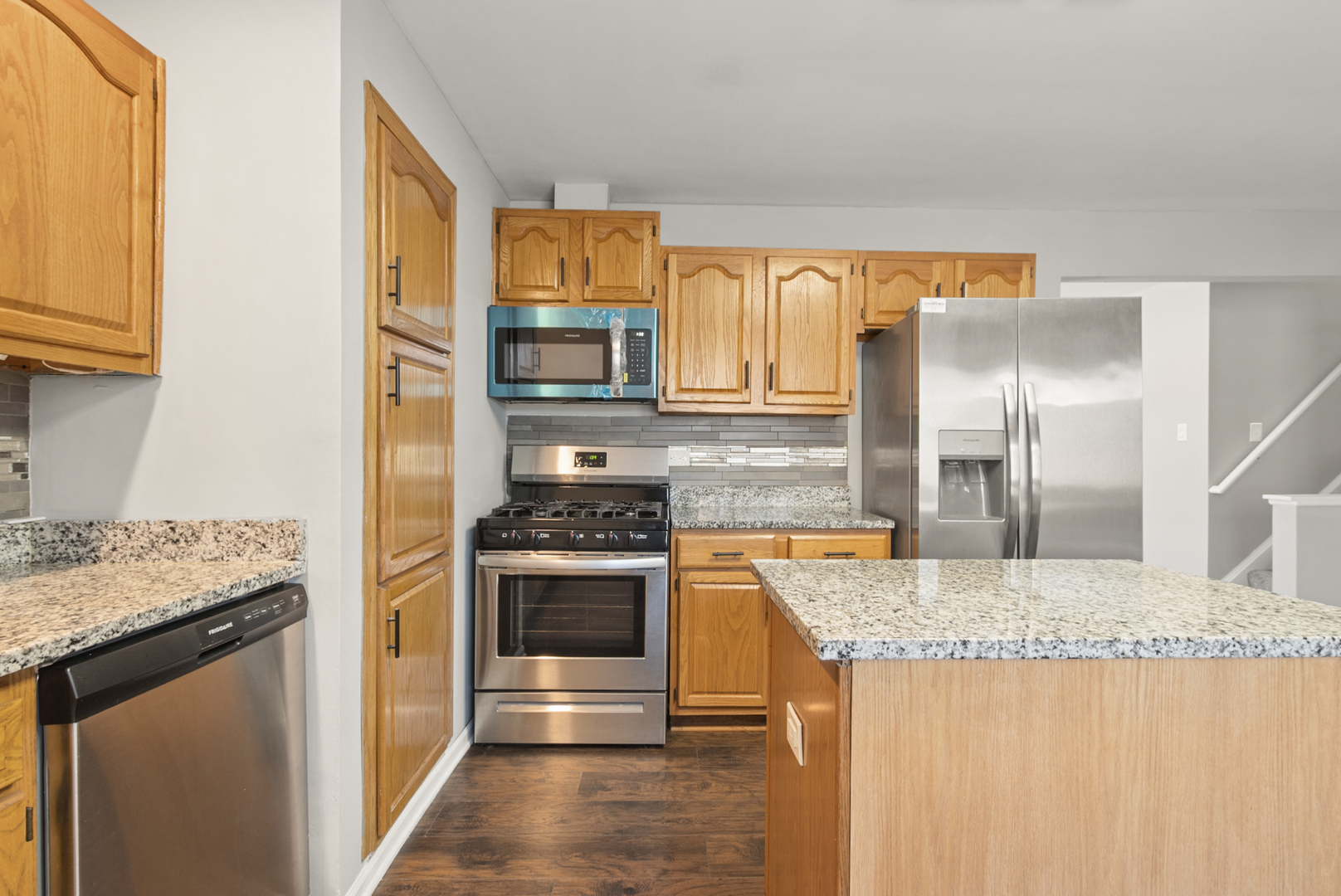 16380 Terry Lane, Oak Forest, IL 60452